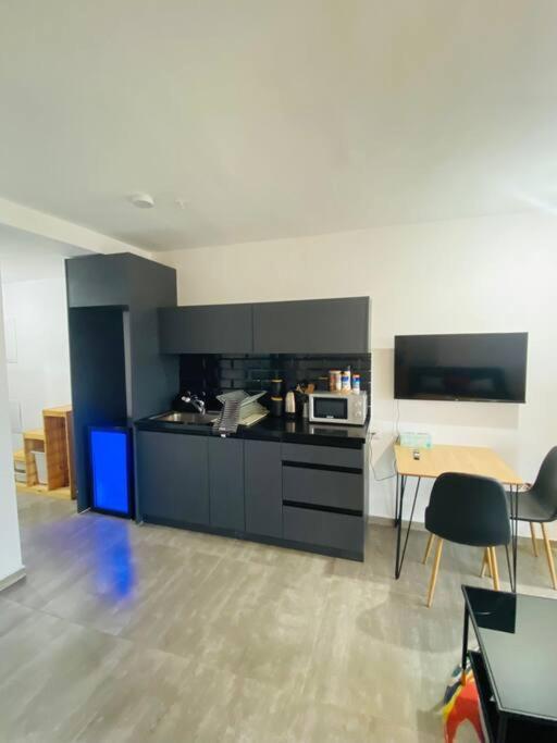 Lovely Flat In The Center 36 Tel Aviv Exterior foto