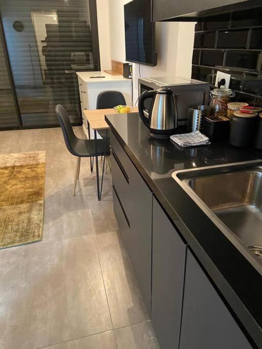 Lovely Flat In The Center 36 Tel Aviv Exterior foto